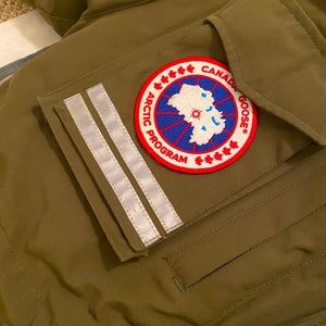 [NEW] Canada Goose_Snow Mantra Parka